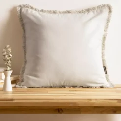 Cuscino quadrato in cotone (45 x 45 cm) Pixel con frange Beige