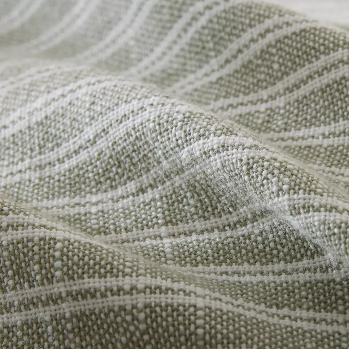 Cuscino rettangolare in cotone testurizzato (55 x 110 cm) Alice Verde