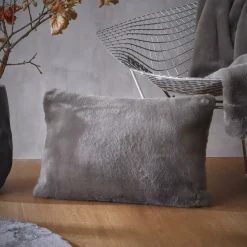 Cuscino rettangolare in finta pelliccia (40 x 60 cm) Finn Grigio Cuscini E Fodere