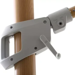 Ombrellone decentrato rettangolare in alluminio con base (3 x 4 m) Elyra effetto legno e Tortora