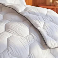 Discount Piumone molto caldo fodera percalle di cotone (200 x 200 cm) Galaxie Piumini, Cuscini Letto, Cuscini A Rullo