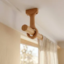 Online Set di 2 supporti fissi per asta legno (L115 / D28 mm) Nils Verniciato Tende : Bastoni, Aste E Supporti|Asta A Soffitto
