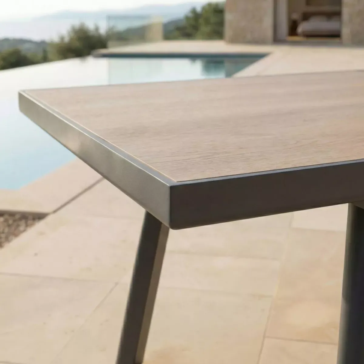 Tavolo da giardino estensibile automatico in alluminio 12 posti Amalfi Grigio antracite e legno Salotto Da Giardino|Tavoli Da Giardino